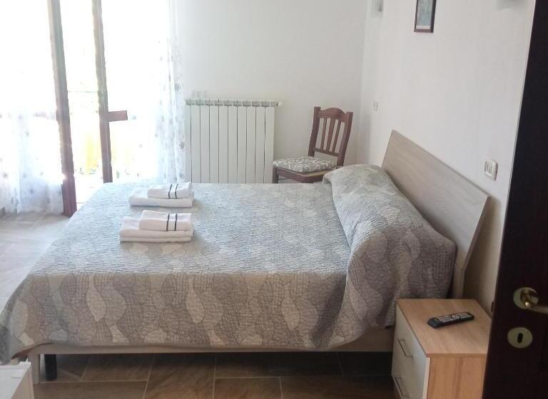 Номер Стандарт Трехместный, Bed & Breakfast Il Sentiero