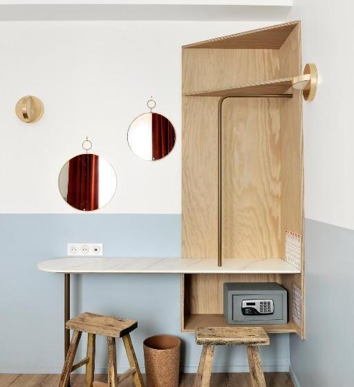 デラックストリプルルーム, Caulaincourt Montmartre By Hiphophostels