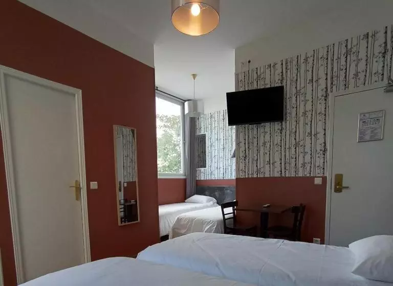スタンダード４人部屋, Caulaincourt Montmartre By Hiphophostels