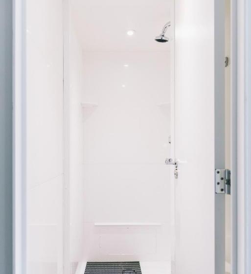 اتاق استاندارد با سرویس بهداشتی مشترک, St Christopher S Inn Berlin Alexanderplatz