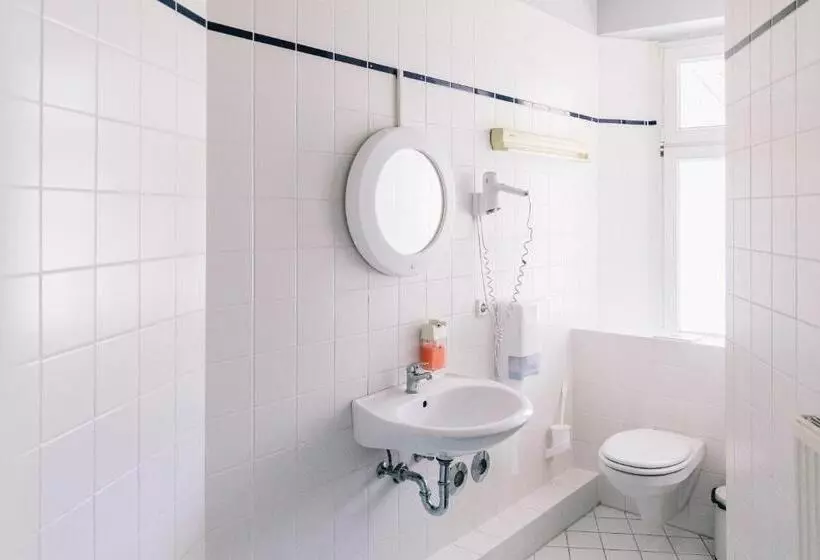 1 Schlafzimmer Apartment, St Christopher S Inn Berlin Alexanderplatz