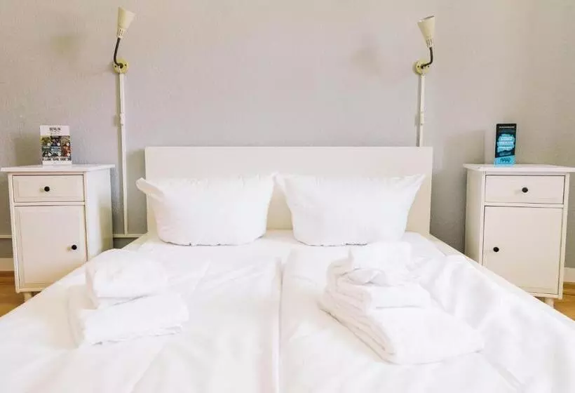 1 Schlafzimmer Apartment, St Christopher S Inn Berlin Alexanderplatz