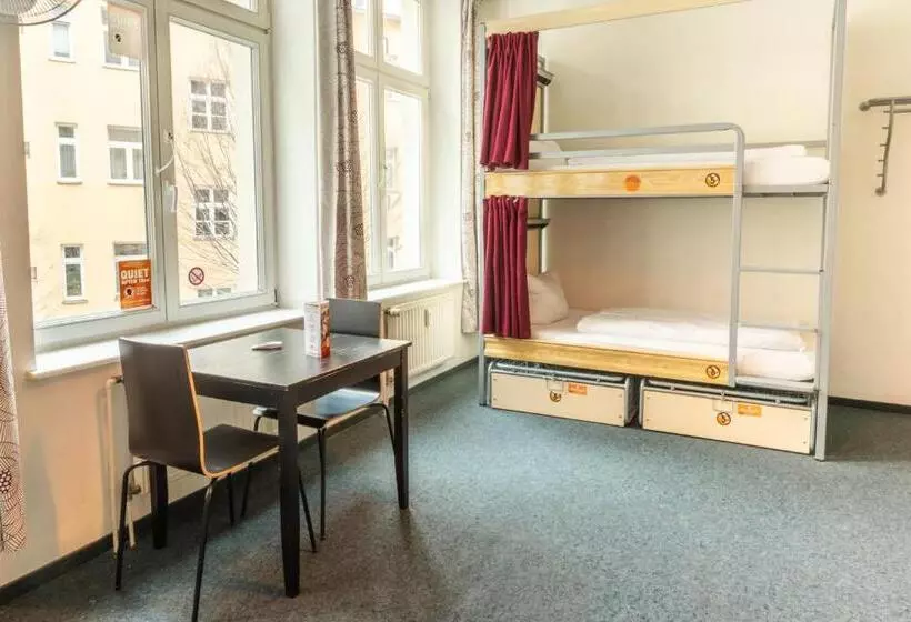 3-Bett-Standardzimmer, St Christopher S Inn Berlin Alexanderplatz