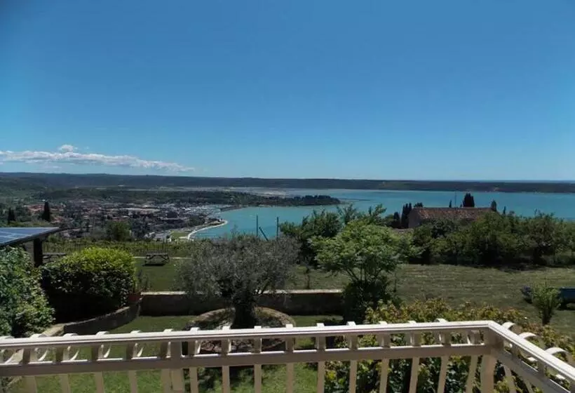 آپارتمان 2 خوابه با چشم‌انداز دریا, Hostel Panorama Portorož