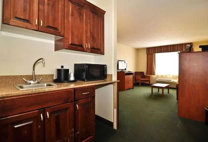 キングサイズベッドのスイートルーム, Best Western Plus Eagleridge Inn & Suites