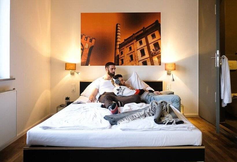 اتاق استاندارد, Pfefferbett Hostel