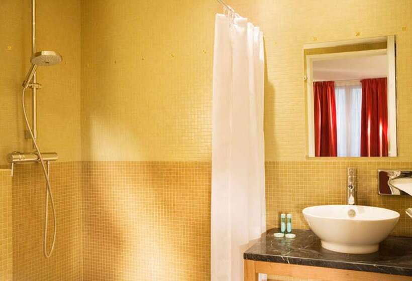 スタンダードスタジオ, Résidence Avalon