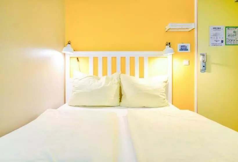 اتاق استاندارد با تراس, Wombat S City Hostel Munich Hauptbahnhof