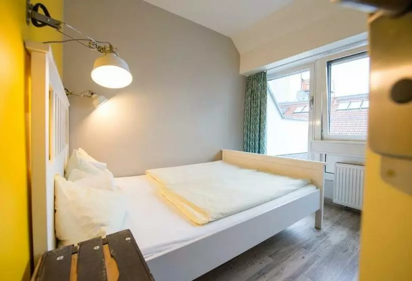 اتاق استاندارد با تراس, Wombat S City Hostel Munich Hauptbahnhof
