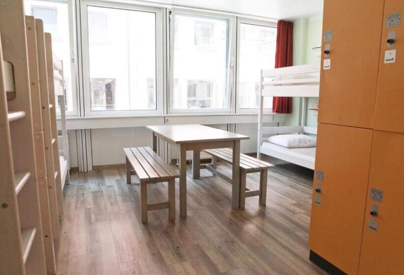 Кровать в Общей Комнате, Wombat S City Hostel Munich Hauptbahnhof