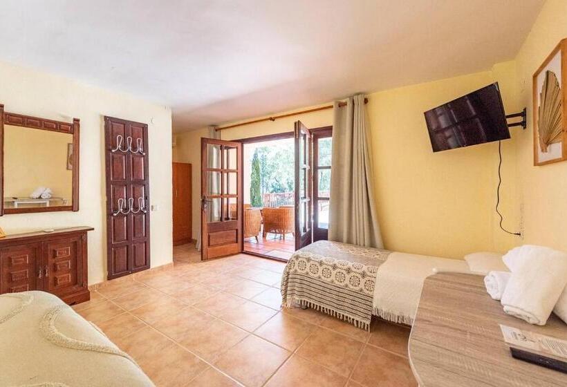 Номер Стандарт Трехместный, Aldeamia, Forest, Mountain View, Beach At 8 Min