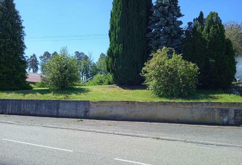 חדר קלאסי לשלושה, La Maison De Heidi