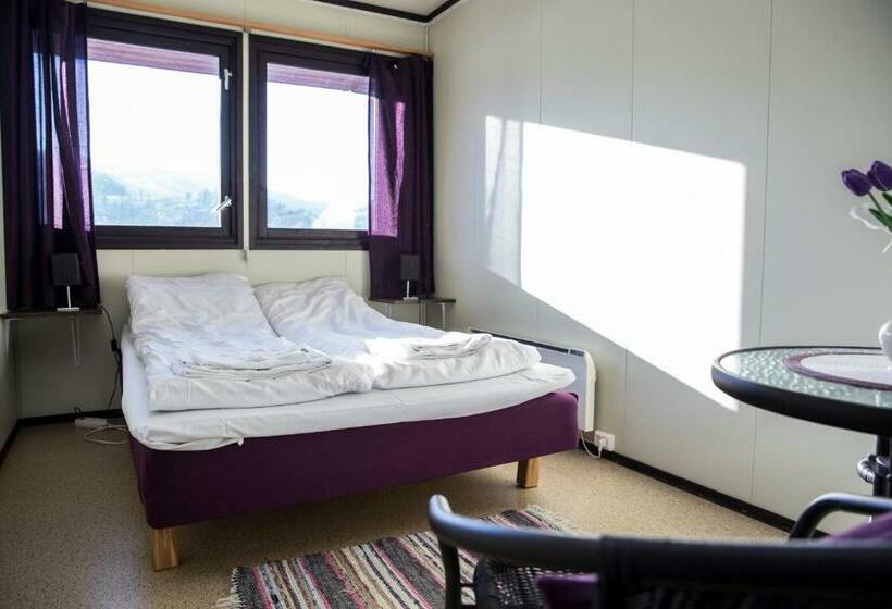 Номер Стандарт, Karivollen Overnatting