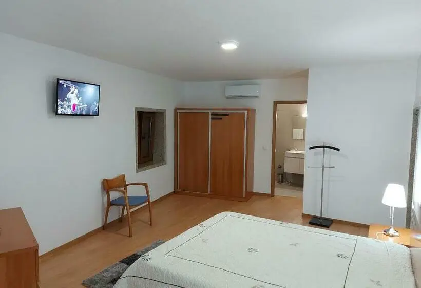 １ベッドルームハウス, Casa Novelhos