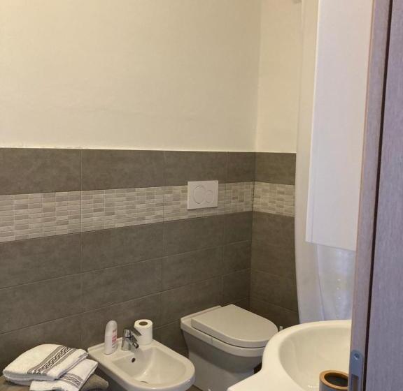 غرفة قياسية مطلّة علي الحديقة, Due Magnolie