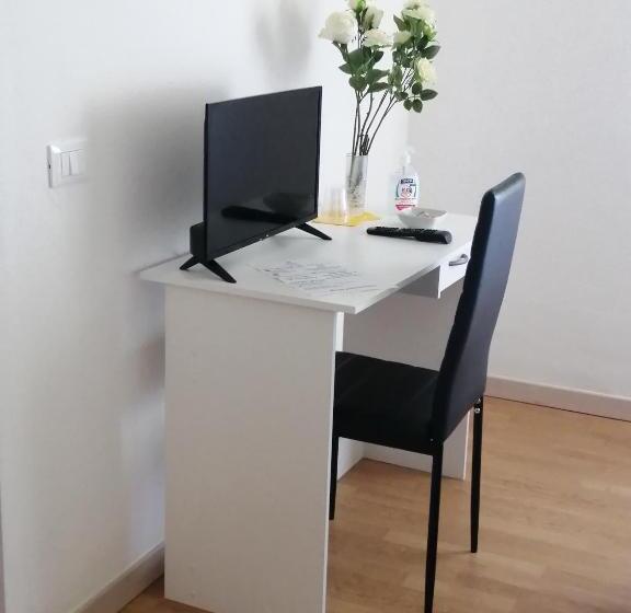 غرفة قياسية, Due Magnolie