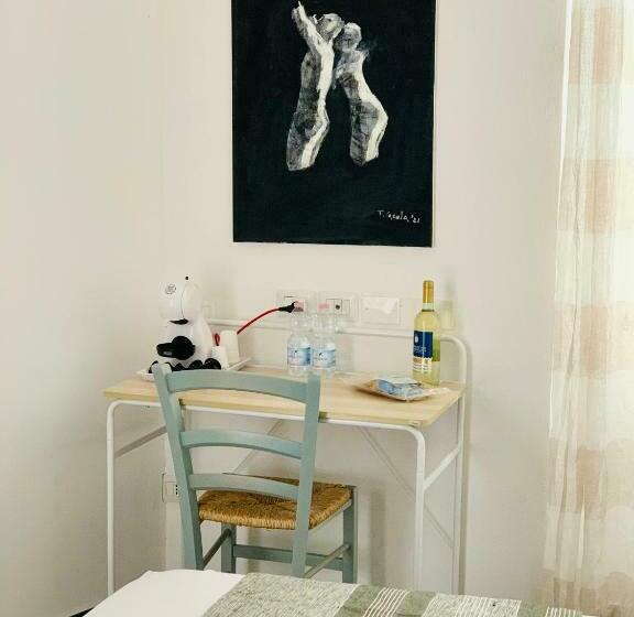 标准间, La Galerie