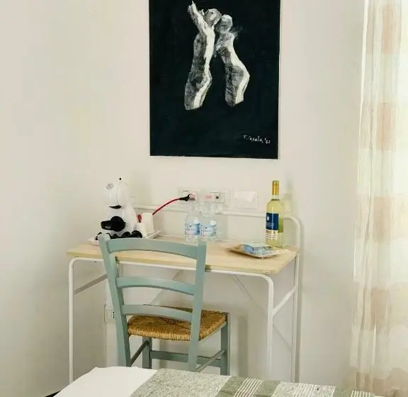 اتاق استاندارد, La Galerie
