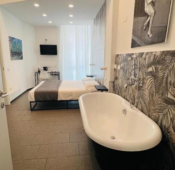 豪华房间, La Galerie