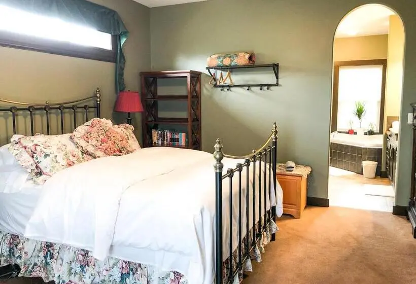 デラックススイート, Wolf Creek Bed And Breakfast