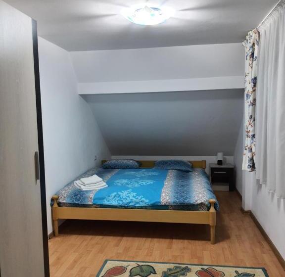 דירת שני חדרים, Casa Alma