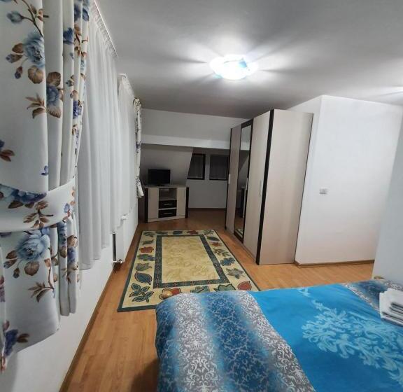 דירת שני חדרים, Casa Alma