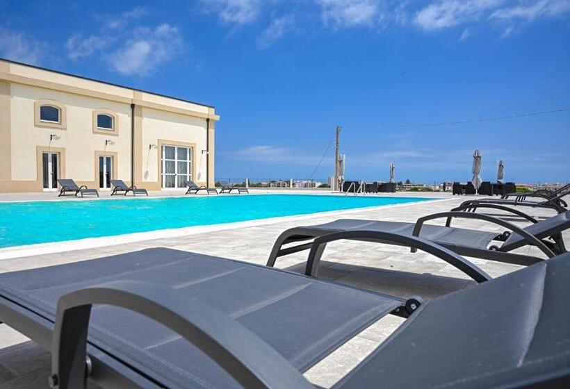 سوییت با چشم‌انداز باغ, Dimora Savarino Marzamemi Suites With Pool