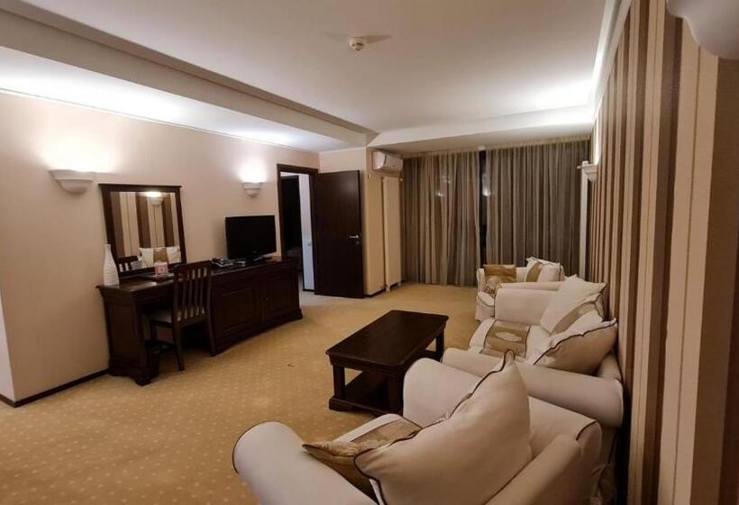 2ベッドルームアパートメント, Apartment Privat Aparthotel Alpin Fara Mic Dejun Si Fara Acces Spa