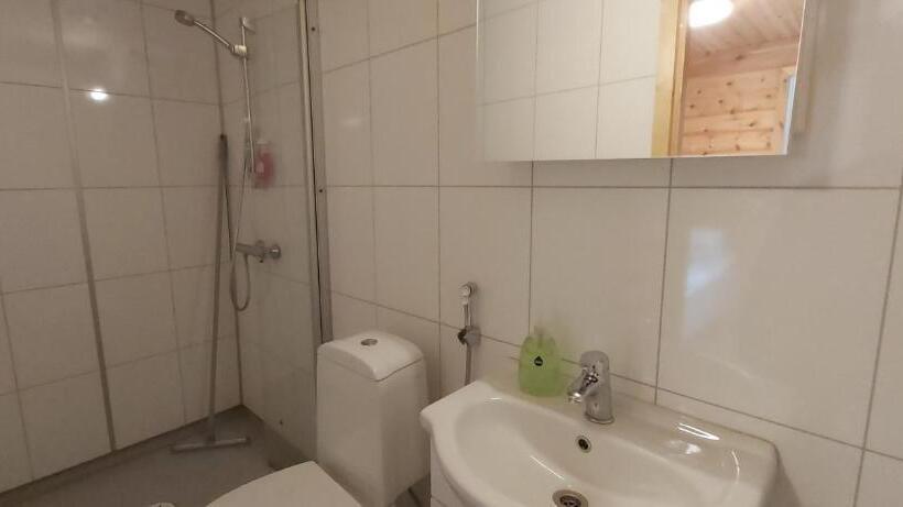 标准间, Hillside Rooms