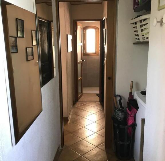 Номер Стандарт, Chambre Climatisée Avec Sdb Privée Dans Une Villa Avec Piscine Ouverte D Avril à Mi Octobre