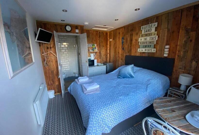 标准间, Pinecones Cosy B&b