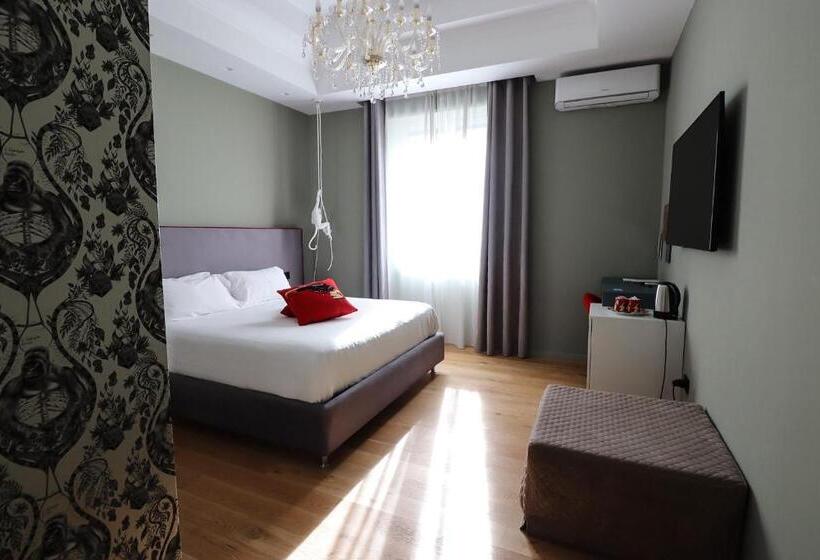 سوییت لوکس, Aron Only Suites Bed And Breakfast