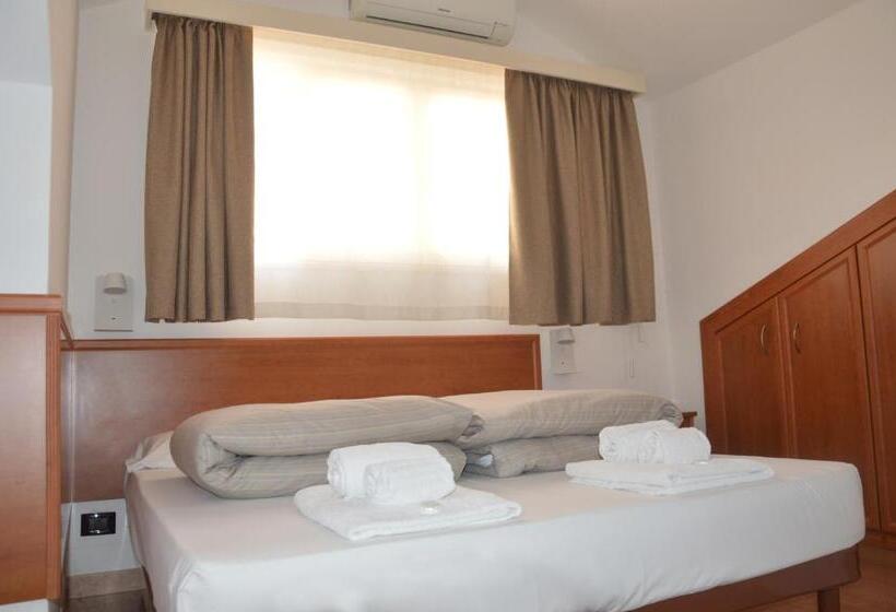 חדר סטנדרט נוף לים, Isolabella