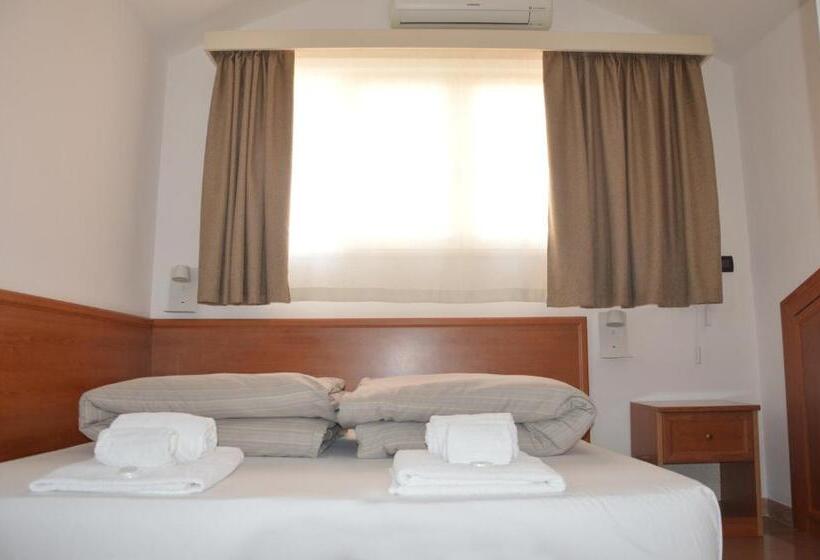 חדר סטנדרט נוף לים, Isolabella