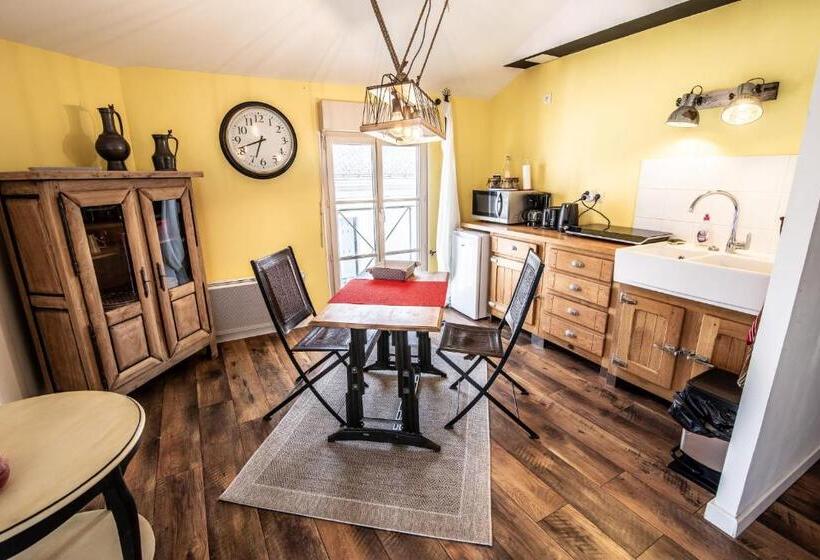 Apartamento 1 Dormitório, Le Dupe
