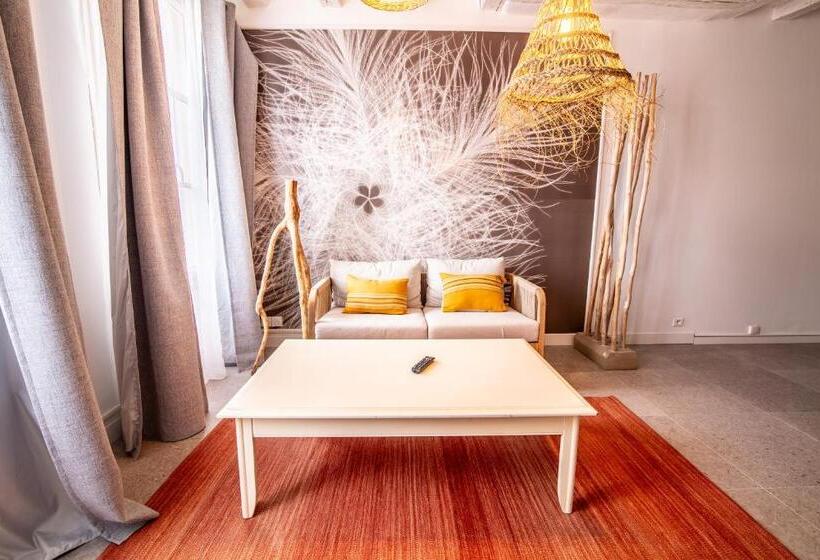 스탠다드 룸, Le Dupe