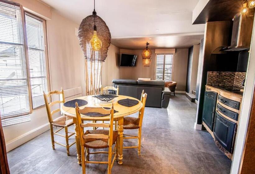 Apartamento Superior 1 Dormitório, Le Dupe