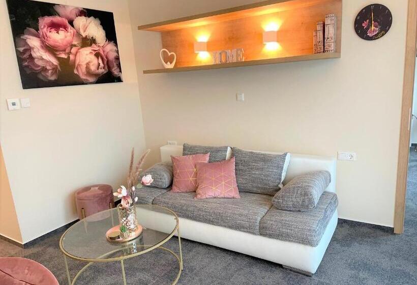Апартаменты Superior 1 Спальня, Likedaheim Apartments
