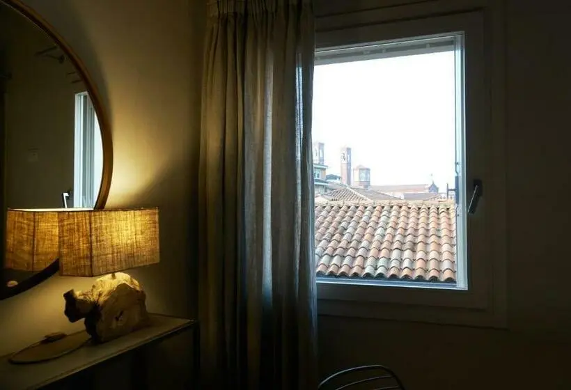 キングサイズベッドのスタンダードルーム, Palazzetto Dieda