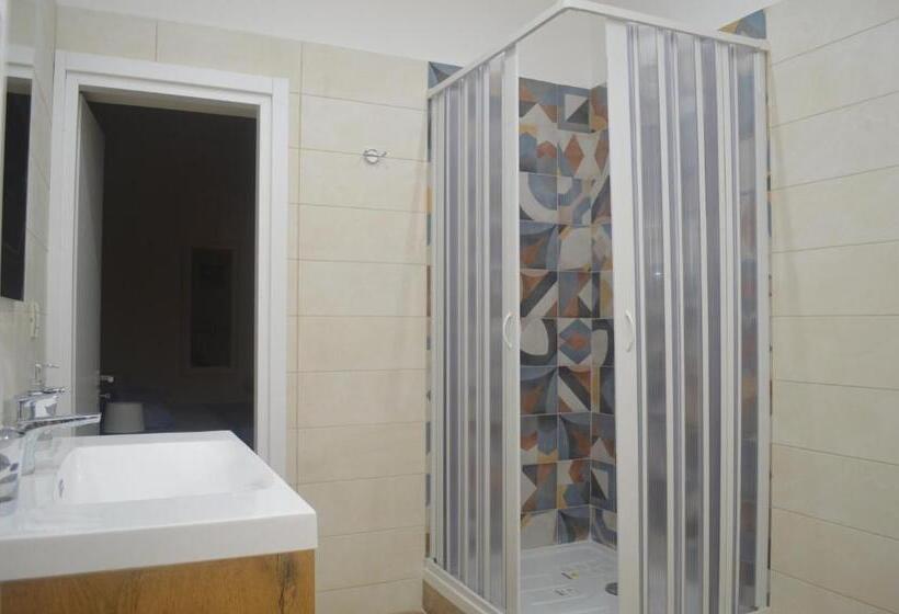 غرفة قياسية, Duke S Rooms