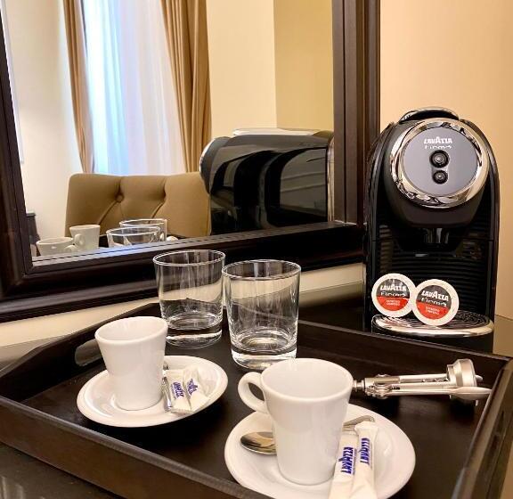 اتاق استاندارد با تخت بزرگ, Venetian Bucharest