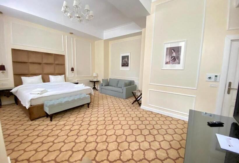 اتاق سوپریور با تخت بزرگ, Venetian Bucharest