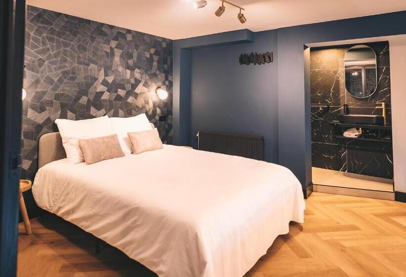 غرفة بريميوم رباعية, Lvm Stays