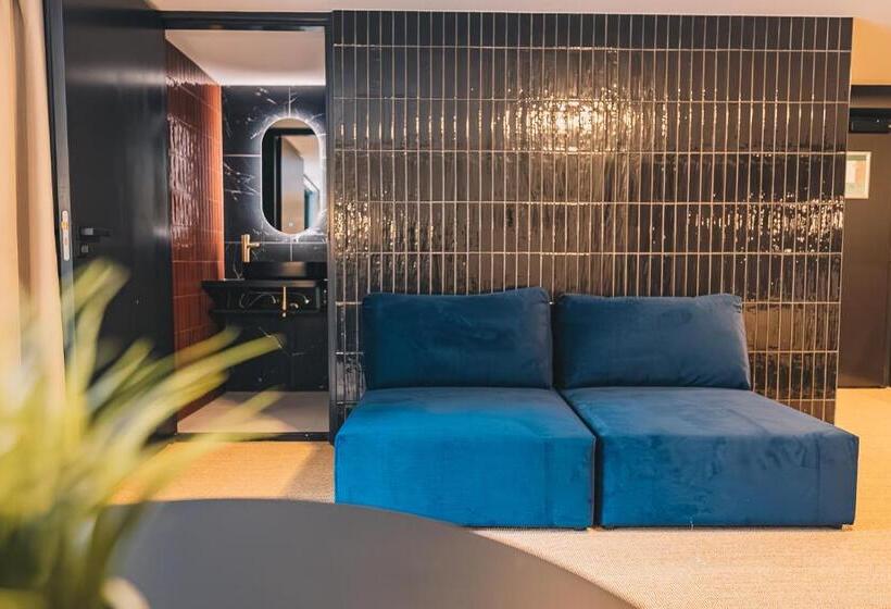 غرفة ديلوكس مزودة بشرفة, Lvm Stays