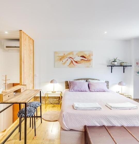 디럭스 트리플 룸, Home, By Julieta