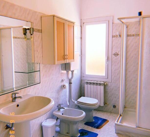 غرفة قياسية, La Casa Del Giglio