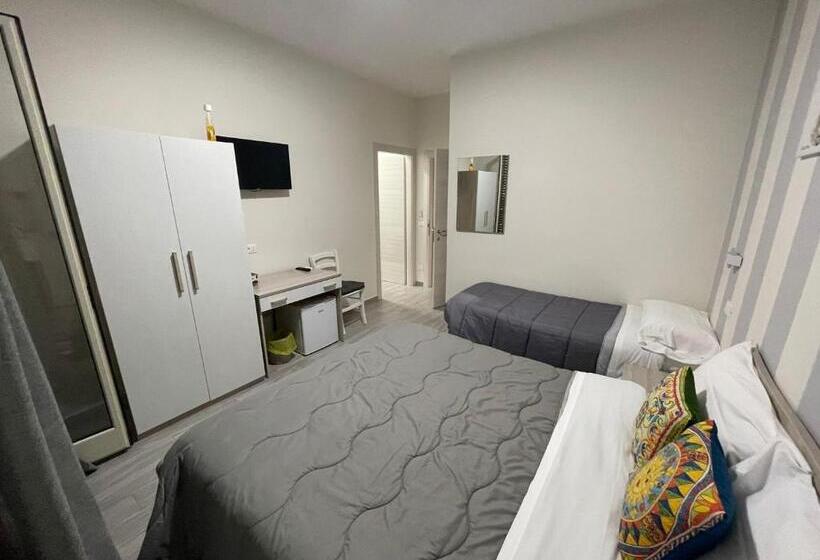 اتاق استاندارد سه نفره, Le Camere Del Villaggio