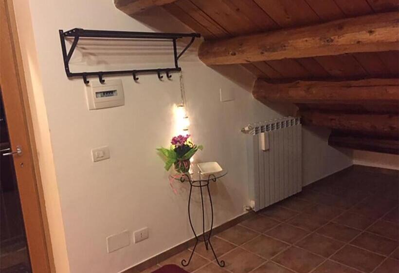 패밀리 스튜디오, Giunti Agriturismo & Camere