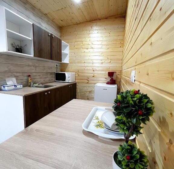 Standard Værelse, Magic Box