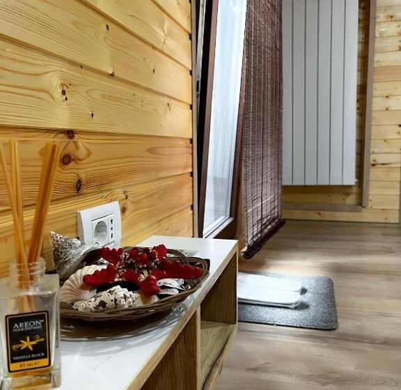 Standard Værelse, Magic Box